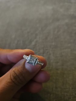 Engagement ring for sale