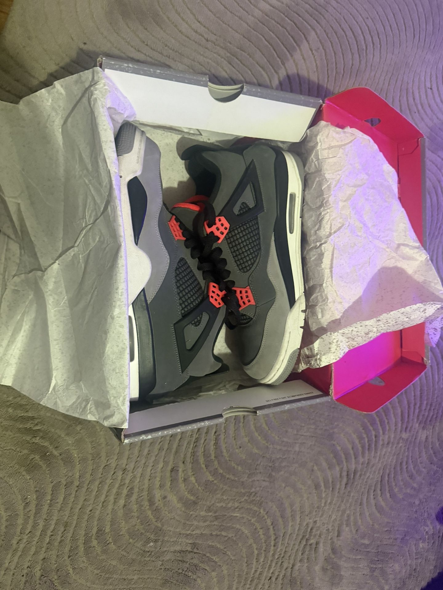 Jordan 4 Retro Infrared