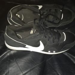 Black Nike