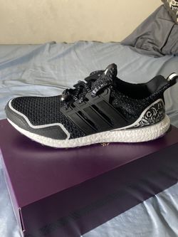 pære gradvist dybt Adidas Ultraboost 5.0 Black Panther Wakanda Forever Edition for Sale in  Victorville, CA - OfferUp