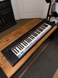 Yamaha 88-Key Weighted Digital Piano – Excellent Condition (Fully Functional)
