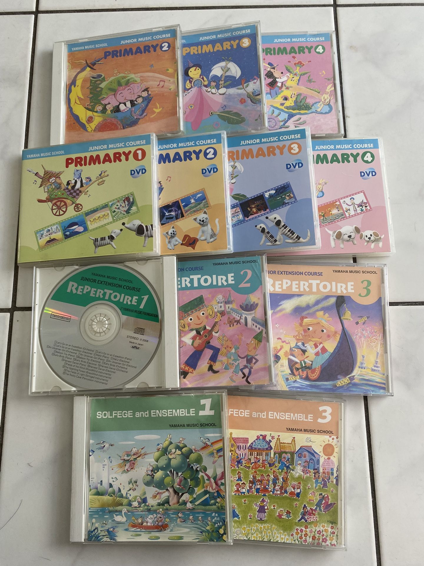 17 Yamaha Music School Used CDs And DVDs