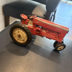 vintage Tru-Scale diecast farm tractor from the 1950s or 1960s