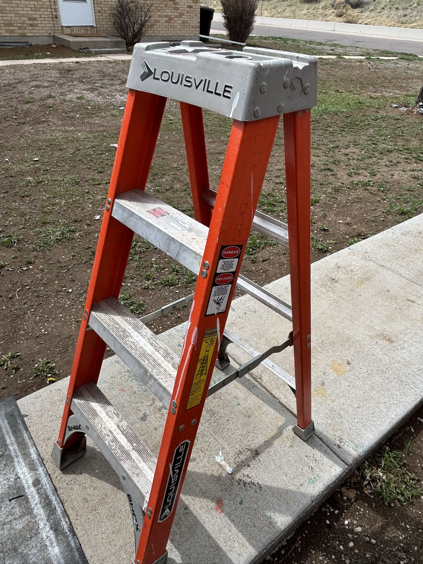 louisville ladder 4ft