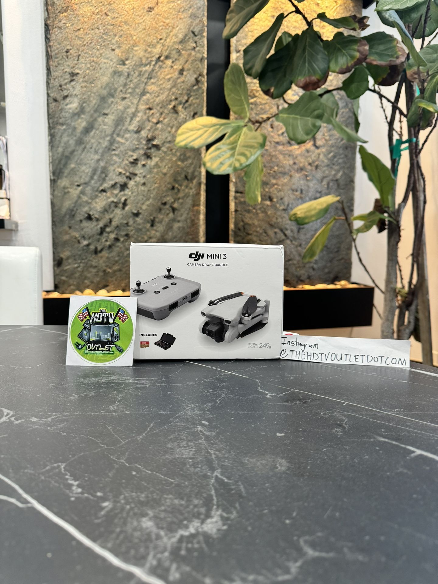 DJI Mini 3 Drone Camera Bundle 64gb Sd Card And ND Filters for Sale in ...
