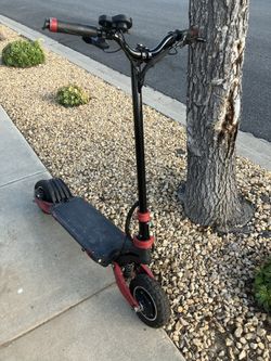 Varla Eagle E Scooter 45 Mph Dual Motor