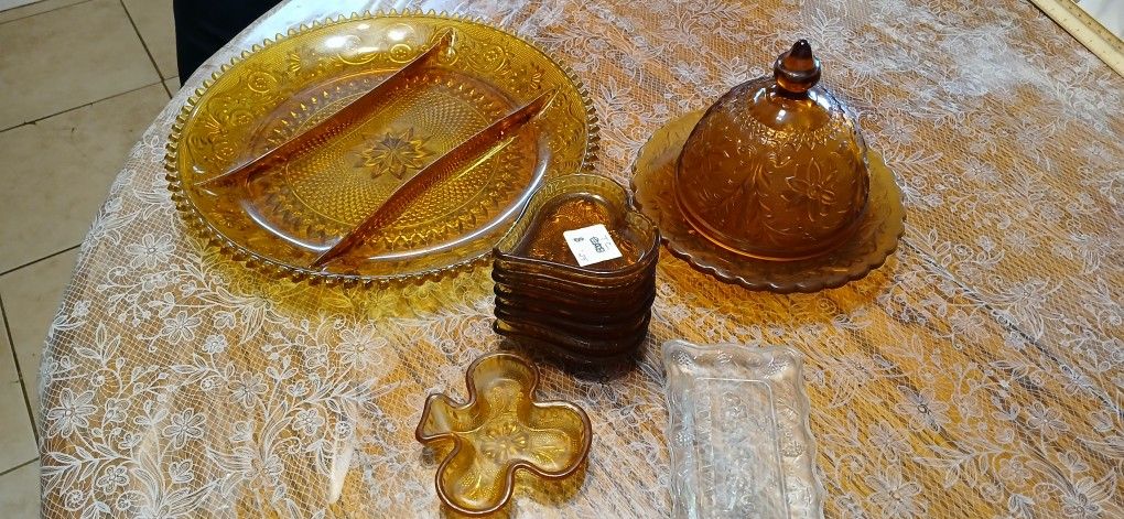 Tiara Amber Glass Dish Set