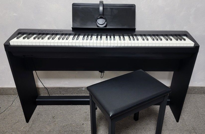 Roland FRP-NUVOLA EX Digital Piano Bundle