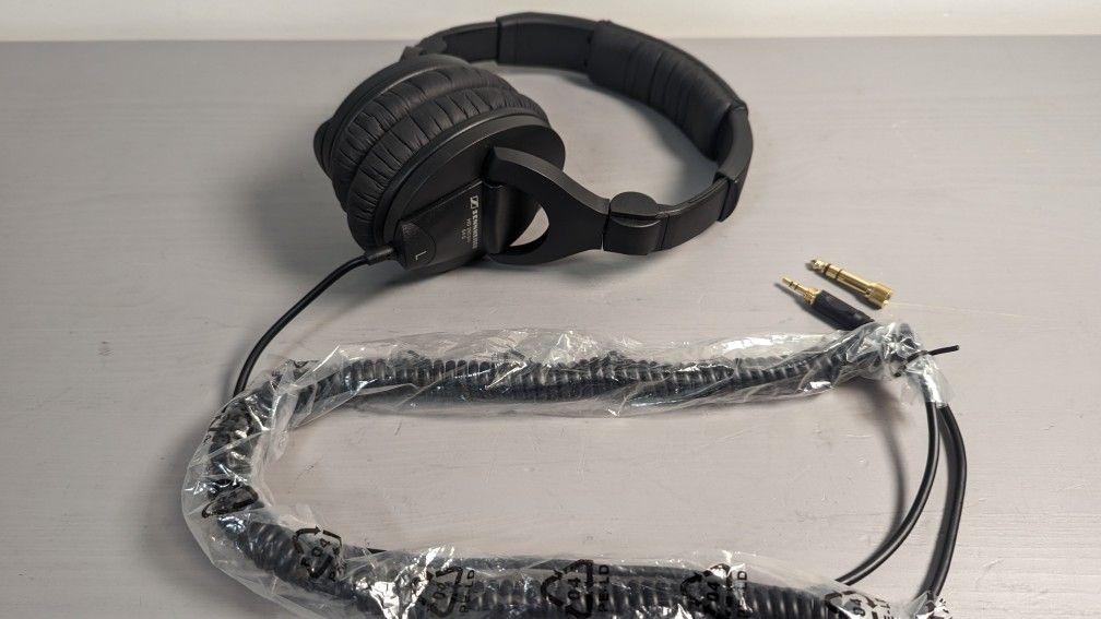 Sennheiser HD 280 Pro Wired Over-the-Ear Studio Headphone 