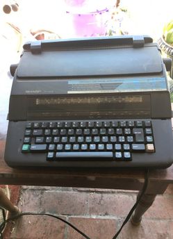 Sharp portable electronic intelliwriter