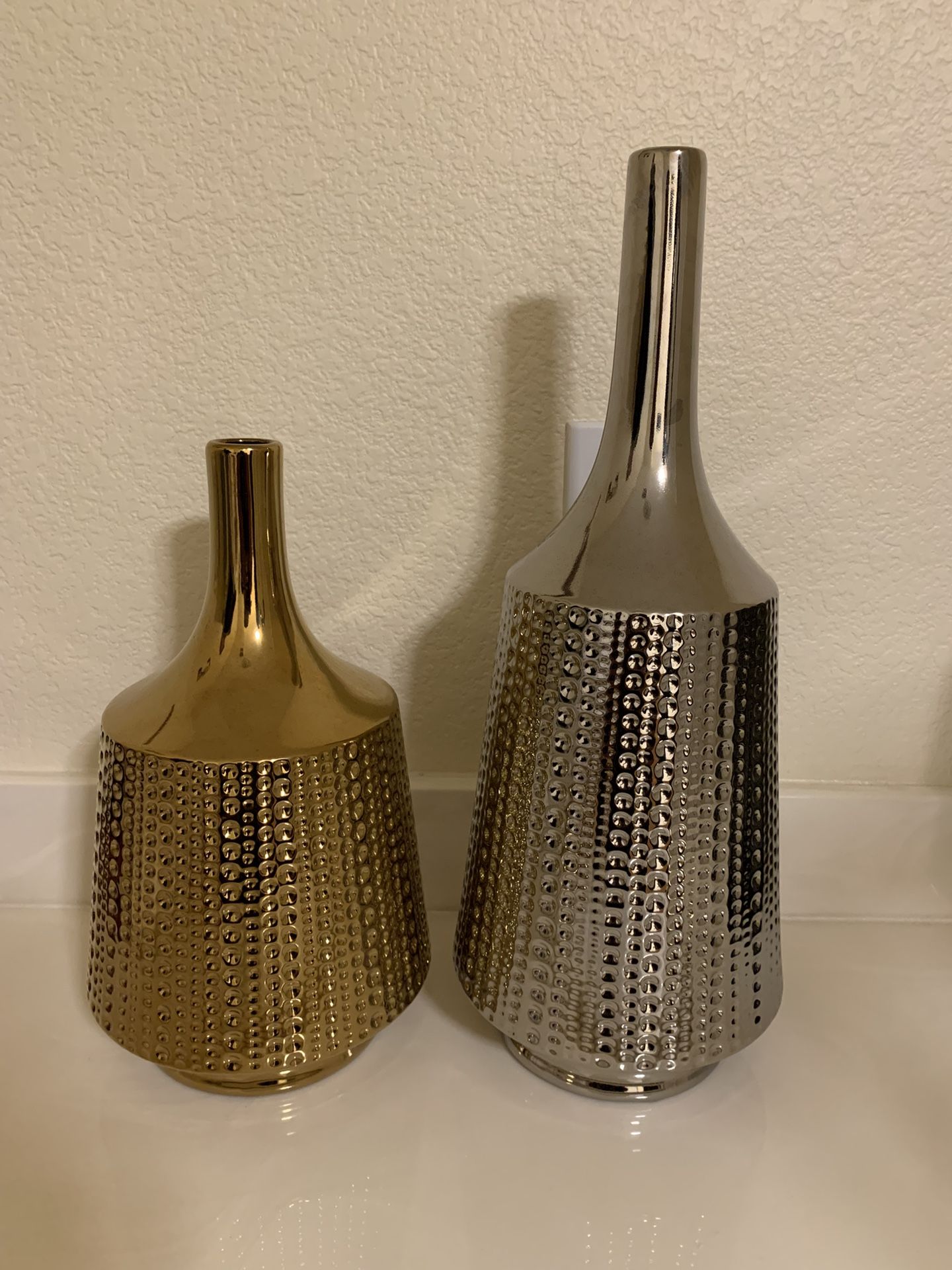 Gold & Silver Vessels 