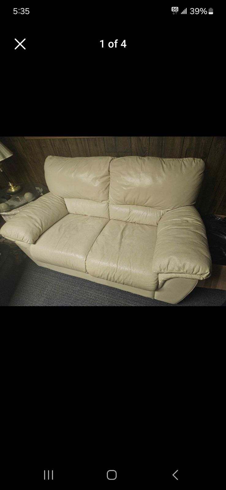 White Leather Loveseat And Recliner