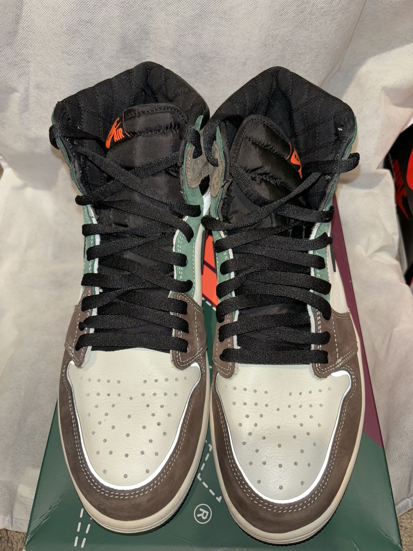 Jordan 1 Retro High OG "Hand Crafted"