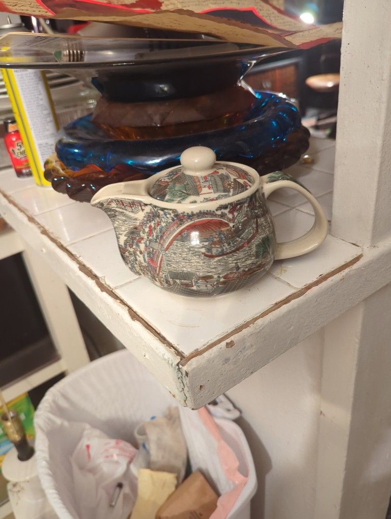 Vintage China Tea Pot