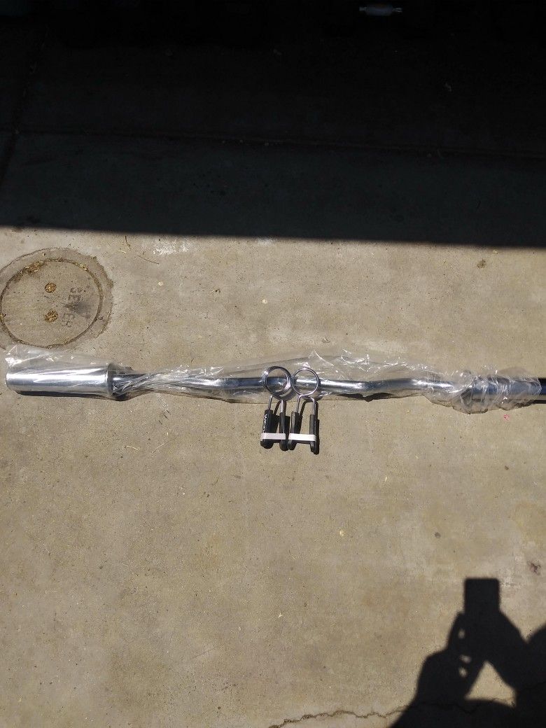 Brand new curl Bar With clips