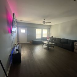 Boutwell 8 - Piece Upholstered Sectional Black