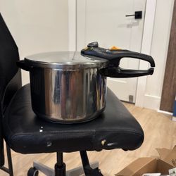 Fagor Duo Pressure Cooker