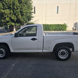 2011 chevy colorado 3.7 5cyl 2wd 188k milles just smog cold ac clean title one owner reg current located in pomona 9o9236I97o runs good no problems re