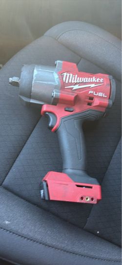 Milwaukee Fuel Cordless Impact Wrench