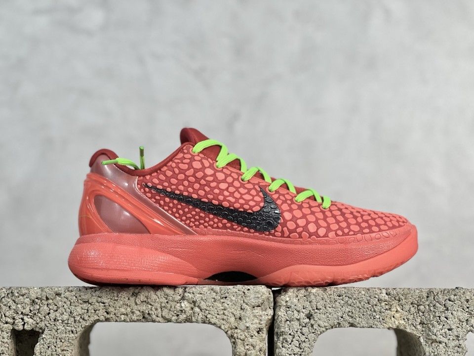 Zoom Kobe 6 Protro 'Reverse Grinch' 4