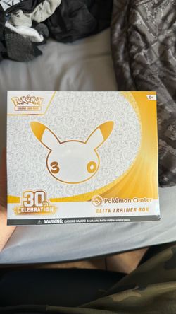 Pokemon Center 30th Celebration Elite Trainer Box