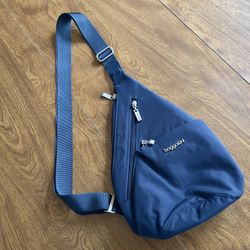 Baggallini Navy Blue Lightweight Silver Hardware zip Closure Chestbag SlingBag