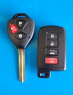 CAR KEYS AND CAR REMOTES