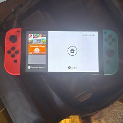 Nintendo Switch 