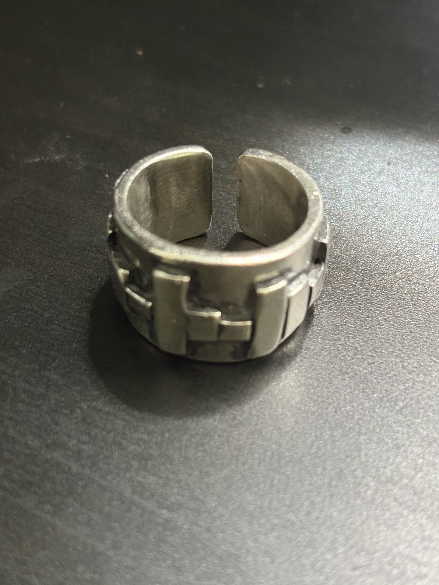 Custom Silver Men’s Ring