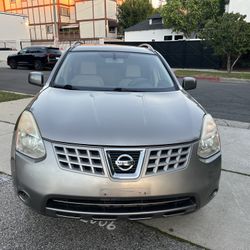 2011 NiISSAN ROGUE SV