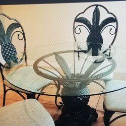 BEAUTIFUL GLASS AND METAL PIÑA COLADA DINING TABLE