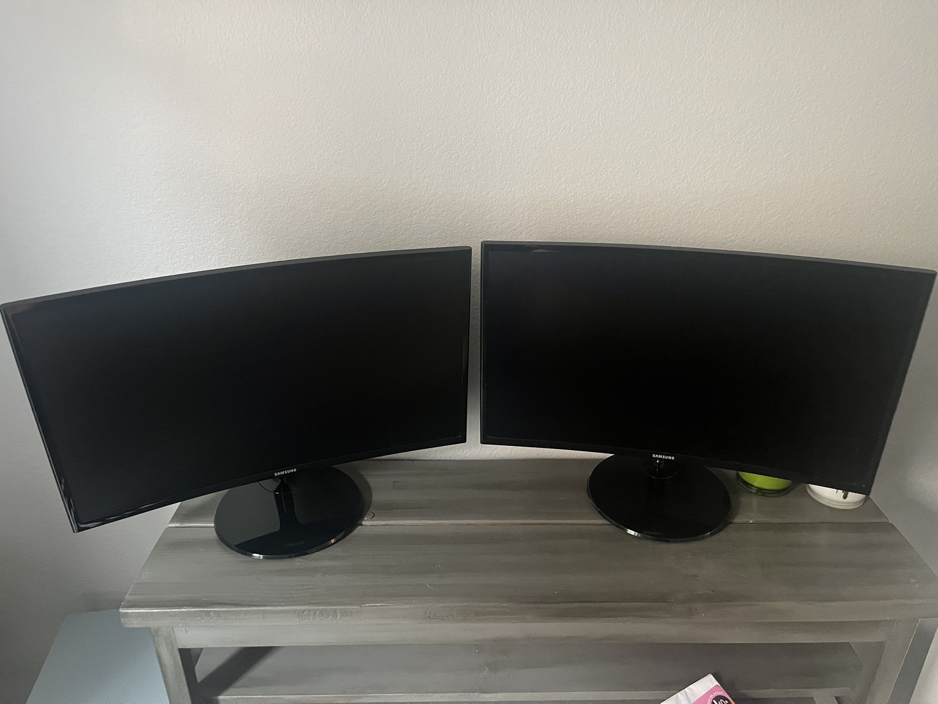 Samsung 27” Curved Monitor (Pair)