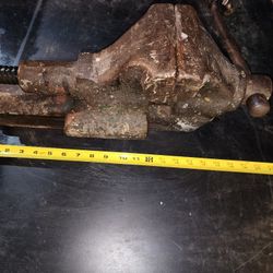 Large Vintage Bench Vice