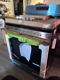 NEW General Electric GAS Stove