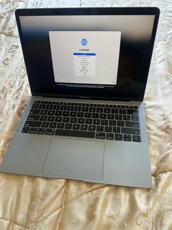 MacBook Air 13-inch Retina Space Grey (2018), Intel i5, 8GB RAM, 128GB SSD