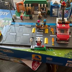Lego City Shopping Street