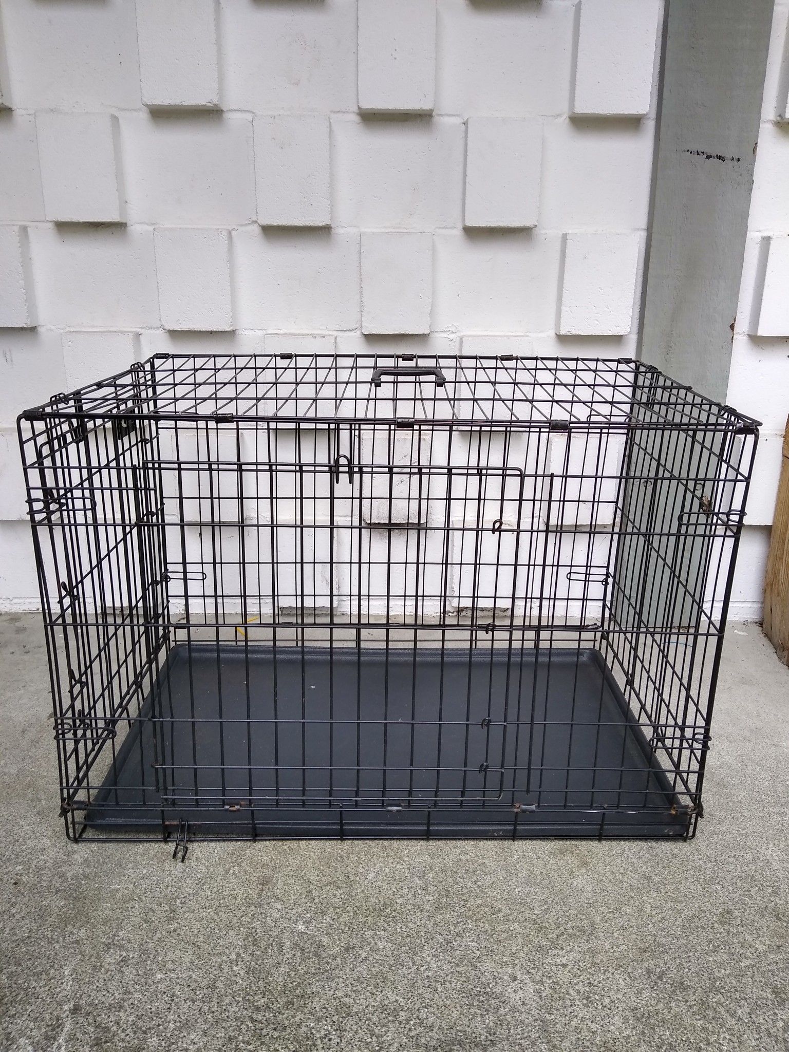 Large dog cage