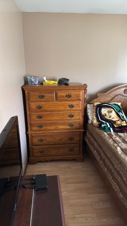 Bedroom set all wood