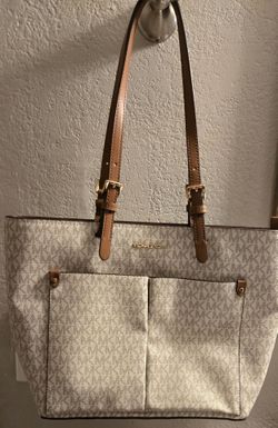 Medium white authentic Michael kors purse