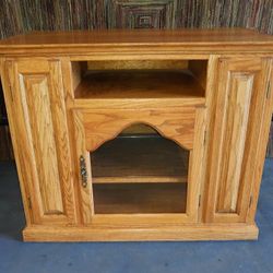 TV STAND WITH STORAGE