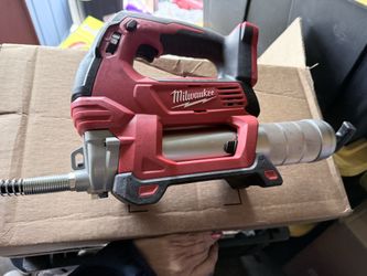 Milwaukee Grease Gun