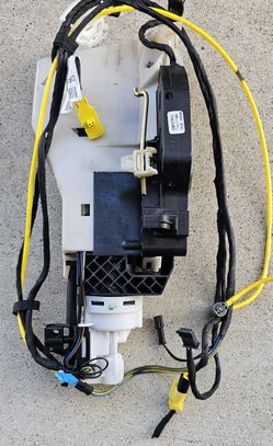 Mercedes-Benz W220 Driver Front Soft Closure System