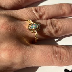 Beautiful 14k Gold Rings With Stone