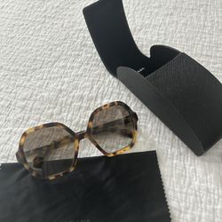 Havana Brown Prada Oversized Sunglasses Used Fair 