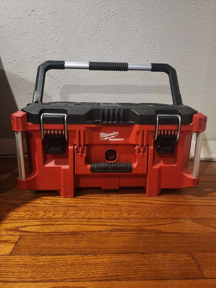 Milwaukee Packout Large Toolbox for Sale in San Antonio, TX OfferUp
