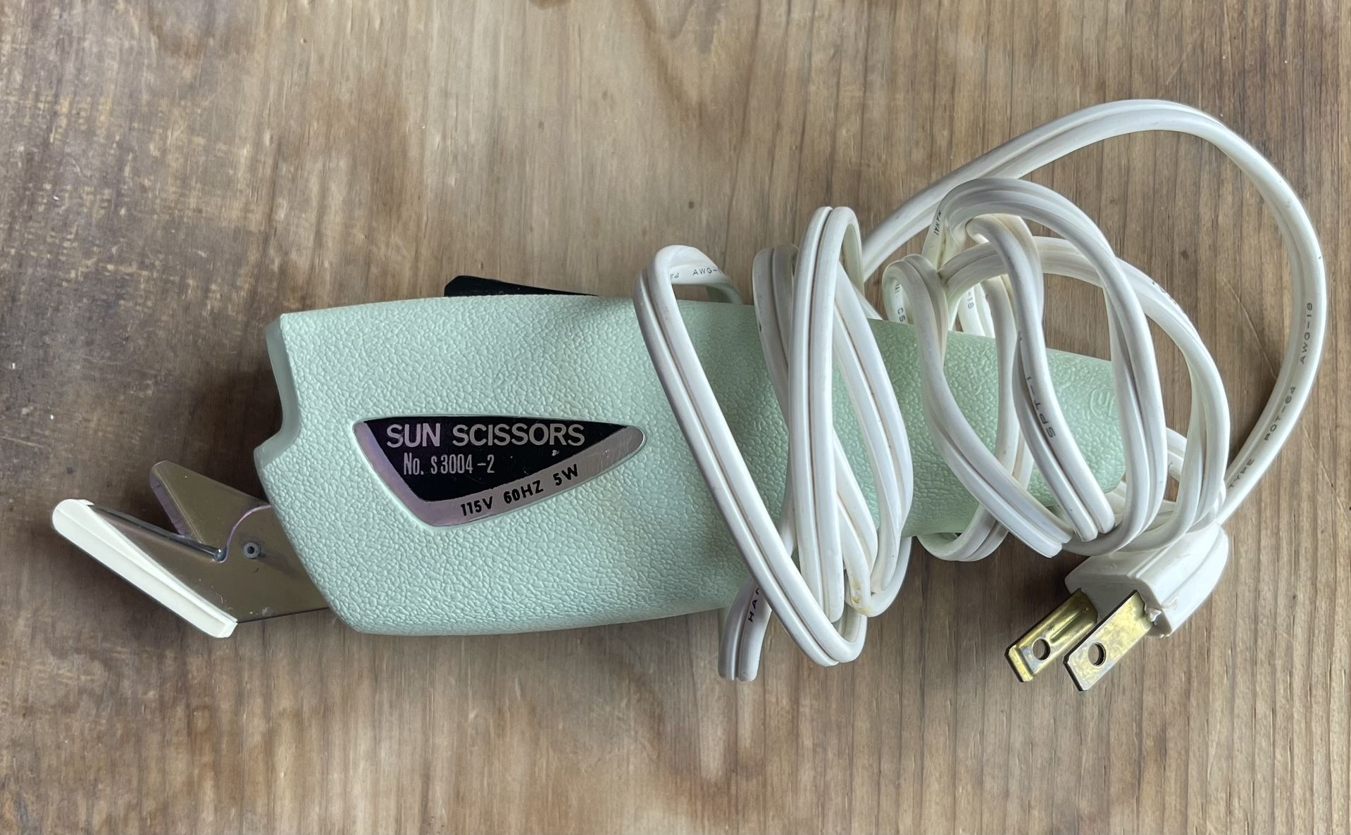 Vintage 1970’s Electric Scissors WORK! 