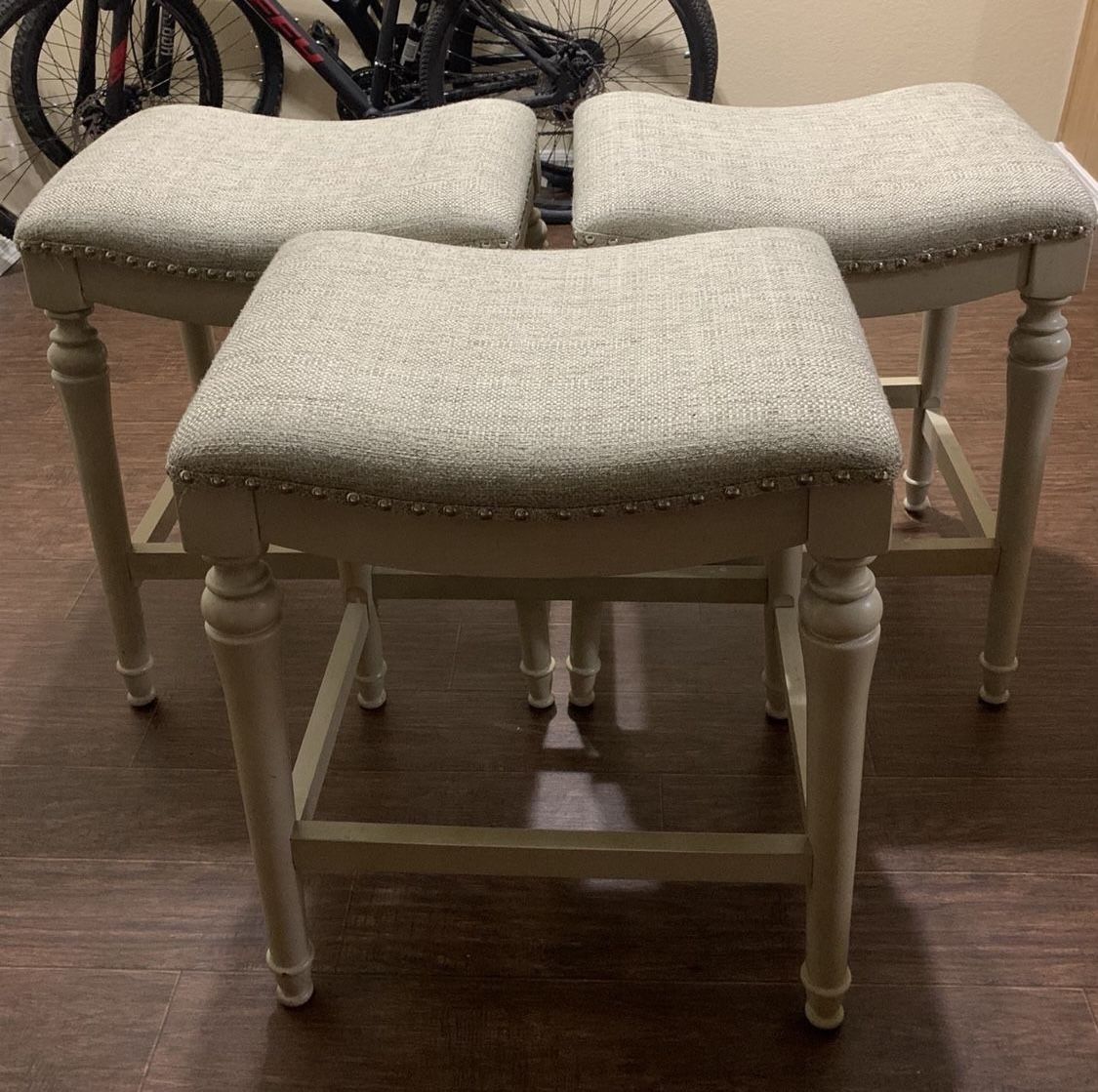 3 Nice Bar Stools