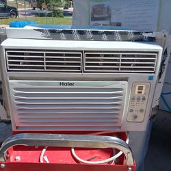 7800 BTU Haier Air Conditioner 