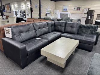 Leather L Shape Sectional. 🚚WE DELIVER🚚