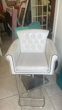 Salone White Leather Chair 
